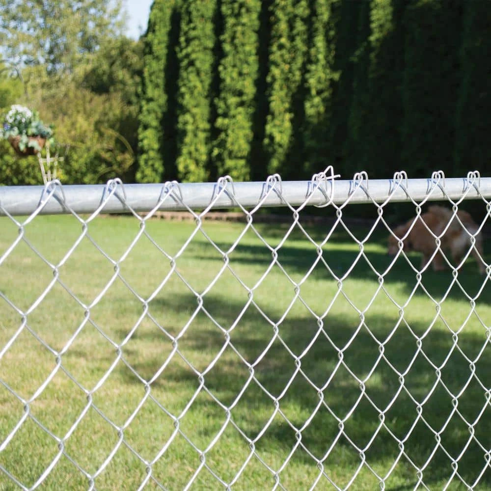 Everbilt 60 in. x 50 ft. 11.5-Gauge Galvanized Steel Chain Link Fence Fabric 5 Everbilt 60 in. x 50 ft. 11.5-Gauge Galvanized Steel Chain Link Fence Fabric - Image 5